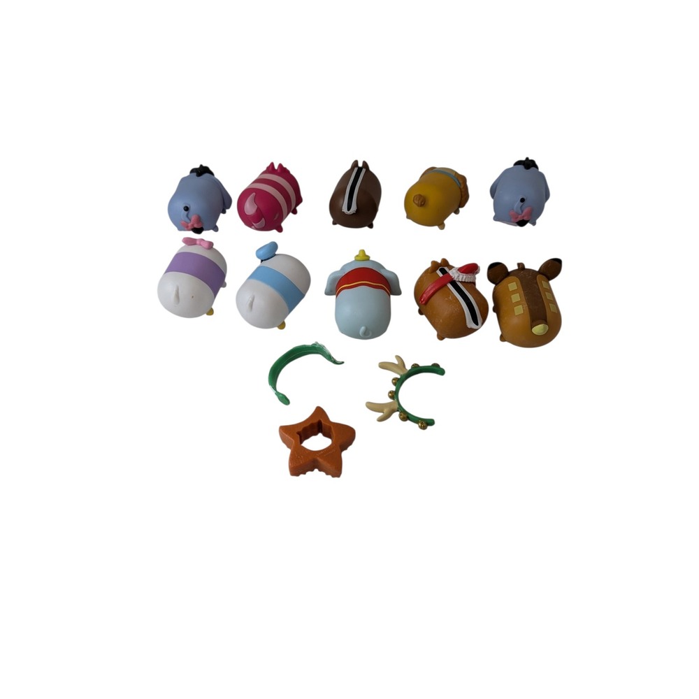 Disney Tsum Tsum Holiday Christmas Figures Lot Mickey Olaf Eeyore Dumbo 16pc 2" - Picture 4 of 4